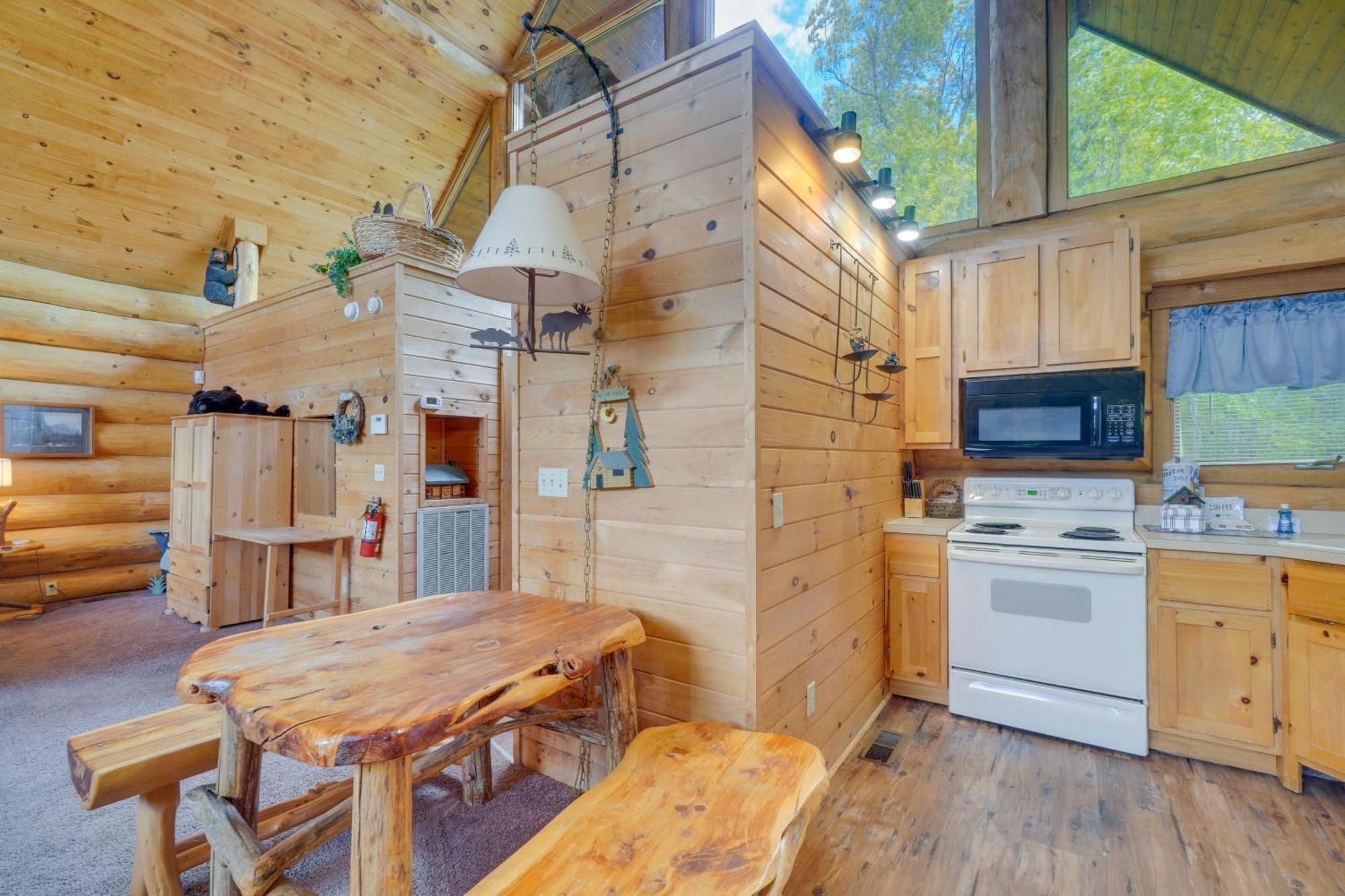 Gatlinburg Cabin With Hot Tub About 11 Miles To Downtown Exteriér fotografie